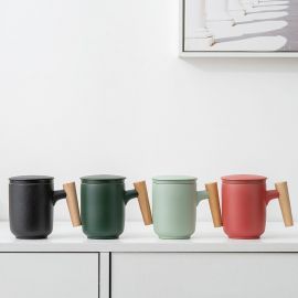 Ceramic Tea Mug with Infuser and Lid